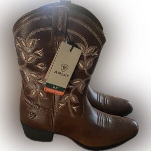 Ariat Boots Never Worn
